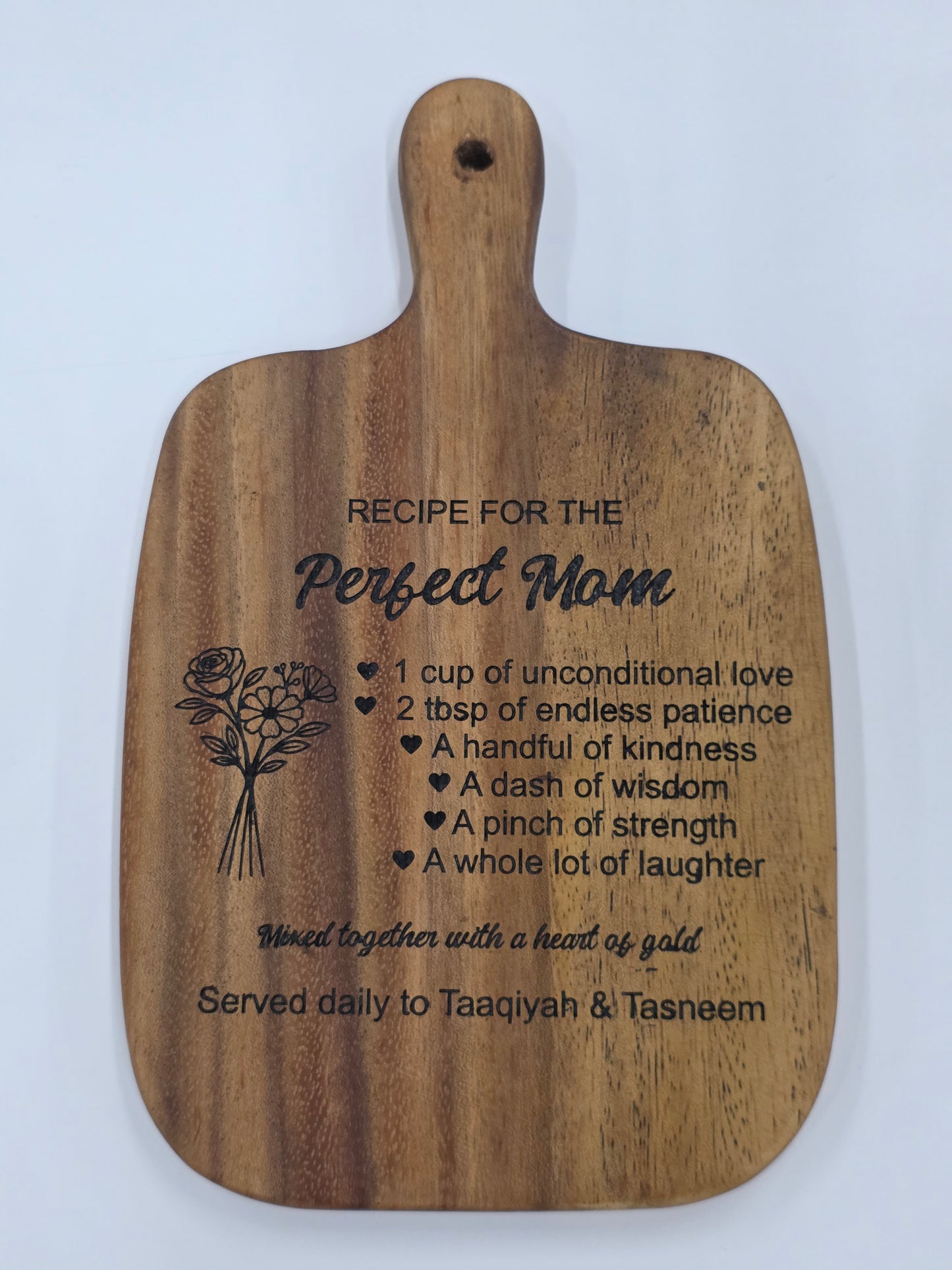 Personalised Acacia Paddle Cutting Boards - Recipe for the Perfect Mom