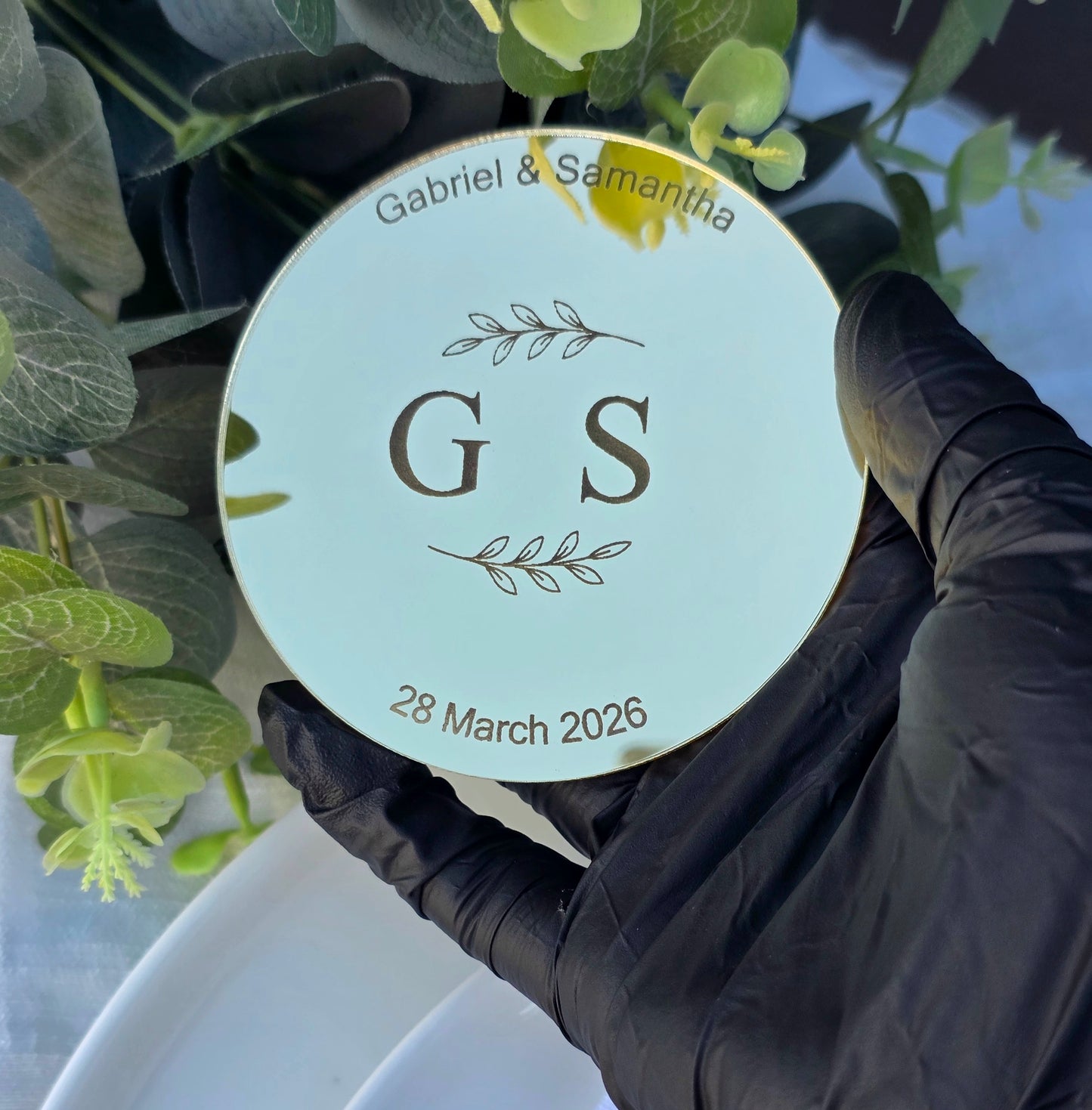 Round & Leafy Name Place Cards & Thank You Cards - Mirror Acrylic