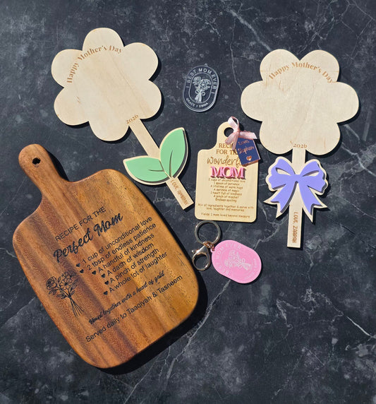 Personalised Acacia Paddle Cutting Boards - Recipe for the Perfect Mom